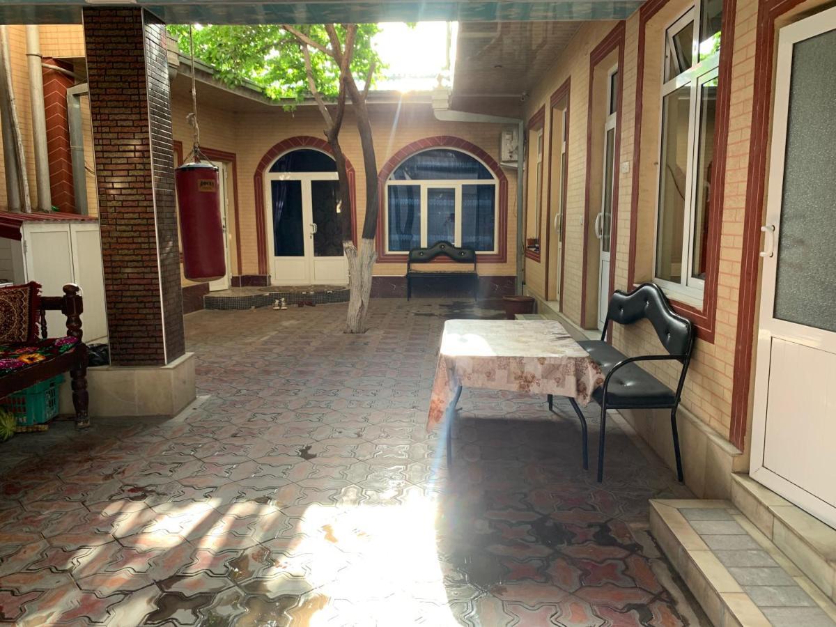 Muharram Homestay In The Neighborhood Of The Registan Square, 家族 ゲストハウス Samarkand Exterior foto